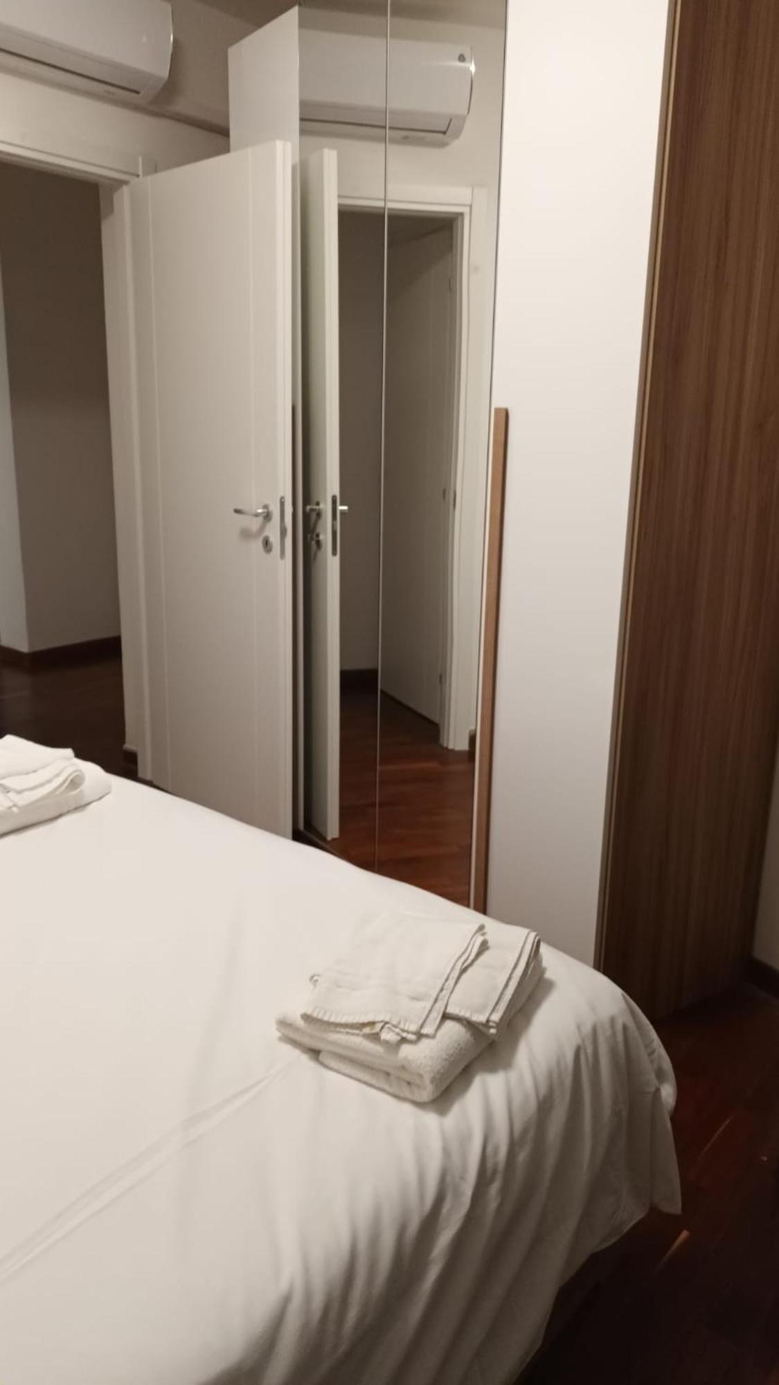 Casa N 1 Con Parcheggio Privato E Colonnina Ricarica Apartman Livorno Kültér fotó