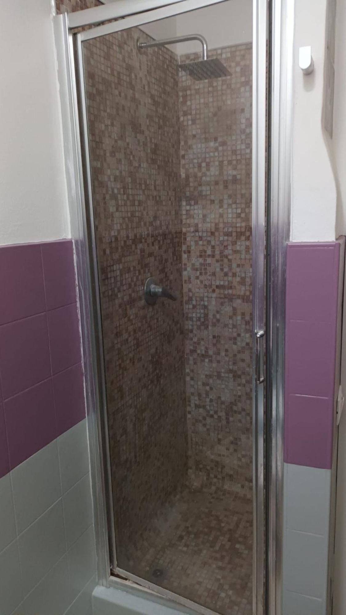 Casa N 1 Con Parcheggio Privato E Colonnina Ricarica Apartman Livorno Kültér fotó