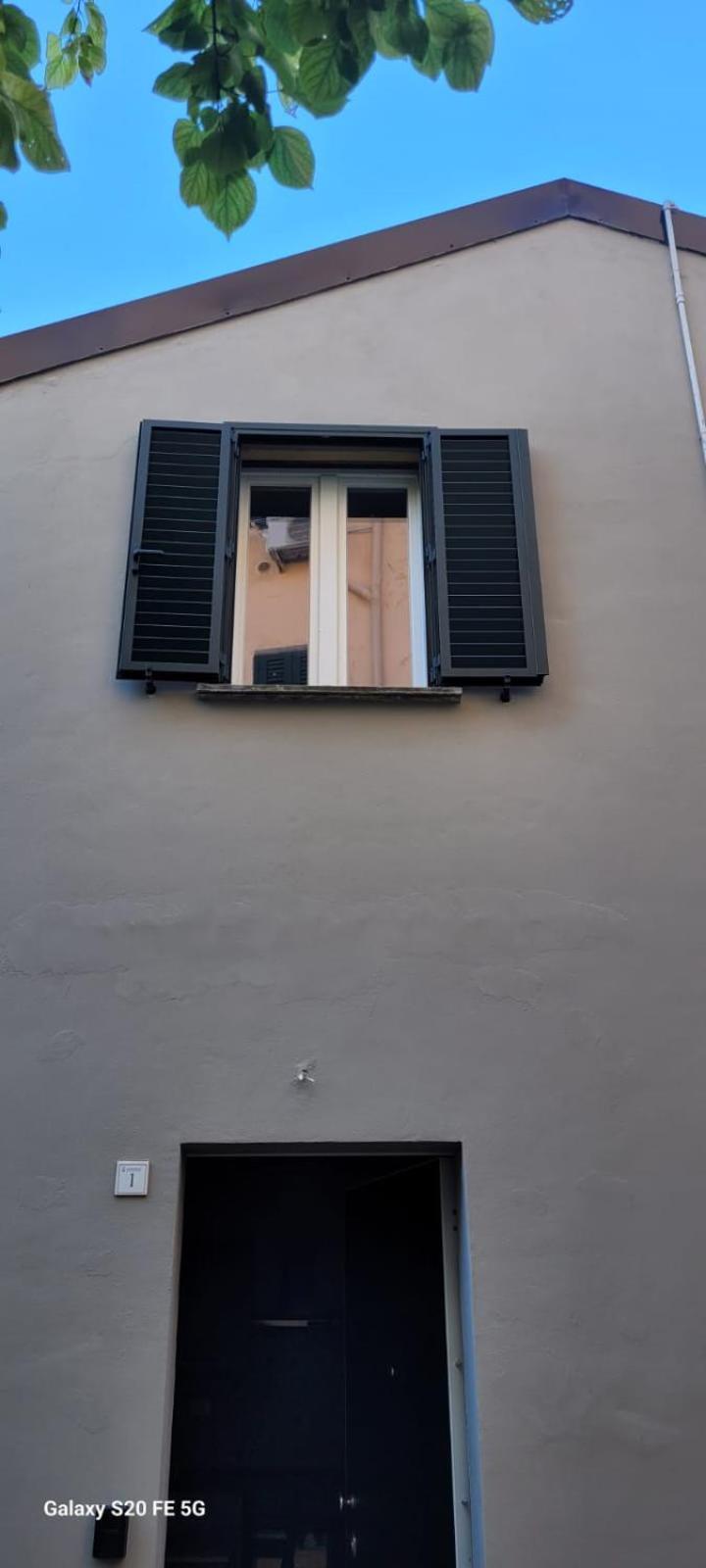 Casa N 1 Con Parcheggio Privato E Colonnina Ricarica Apartman Livorno Kültér fotó